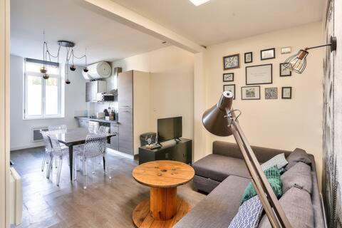 Appt en amiénoise, avec jardin calme et spacieux Amiens Esterno foto